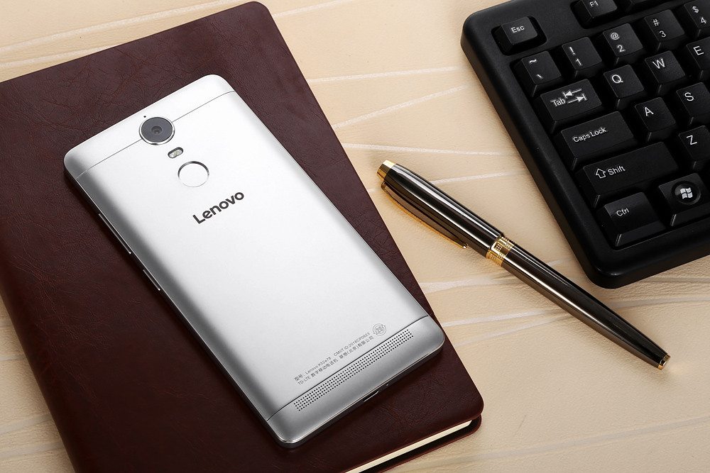 Lenovo K5 Note 4G Phablet Quick Review