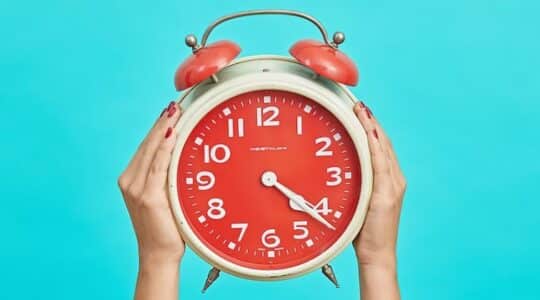 Turn Off Alarm from Lock Screen on your Android